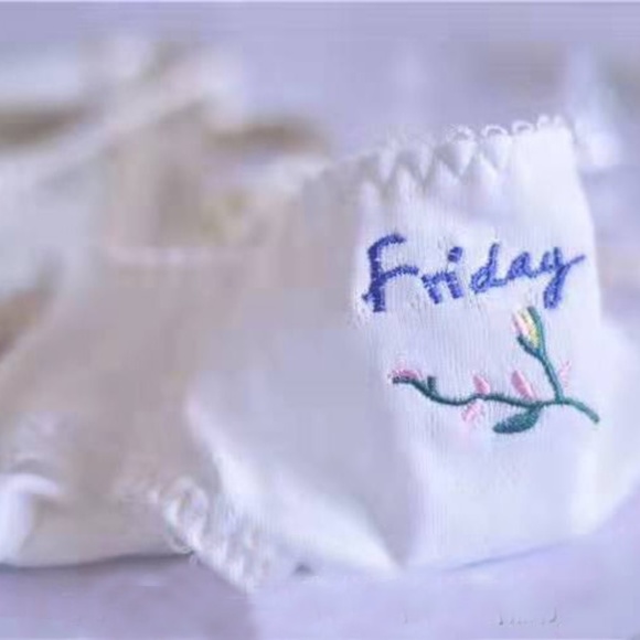 Week-end Panties Soft cotton panties 24" to 34" waist. - Picture 16 of 16